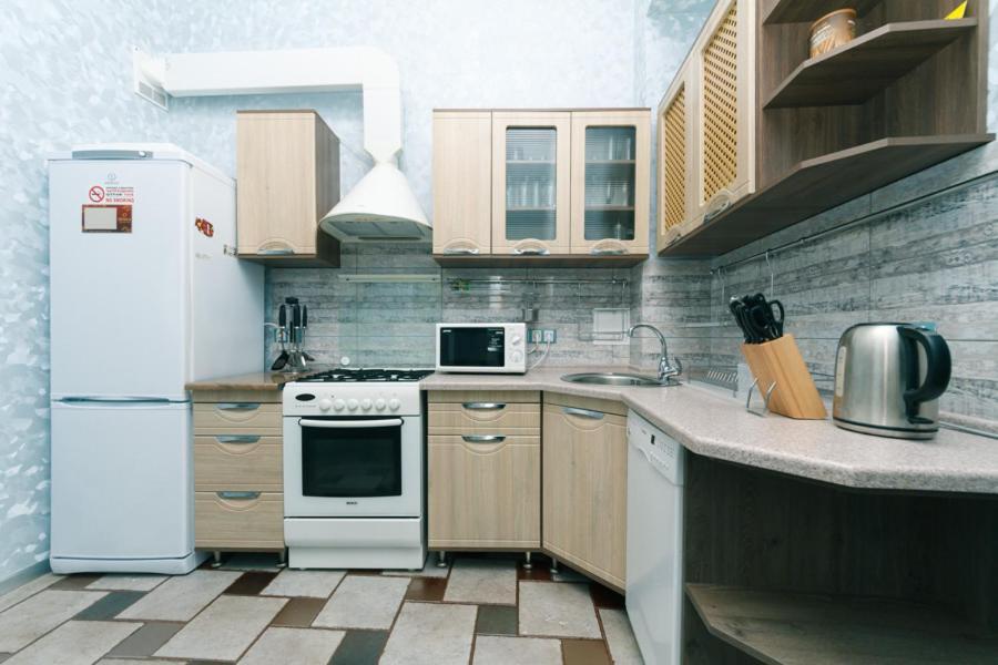 קייב Stylish Two-Level Flat 2 Min From Khreschatyk מראה חיצוני תמונה